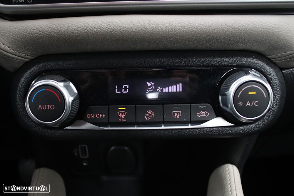 Nissan Micra 1.0 IG-T N-Design Black - 12