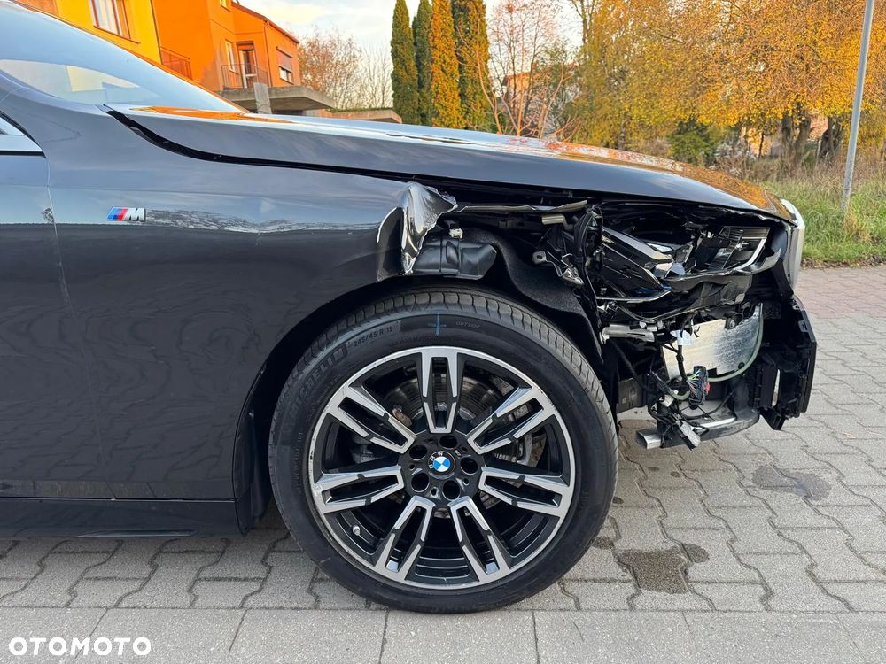 BMW Seria 5 520d xDrive - 13