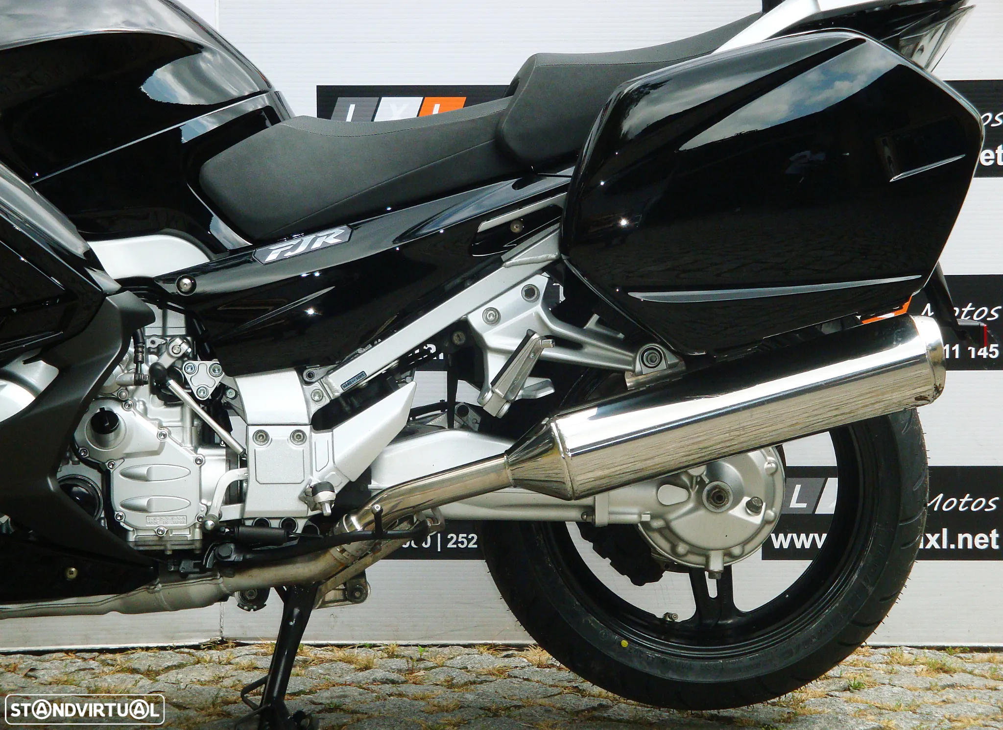 Yamaha FJR 1300 - 9