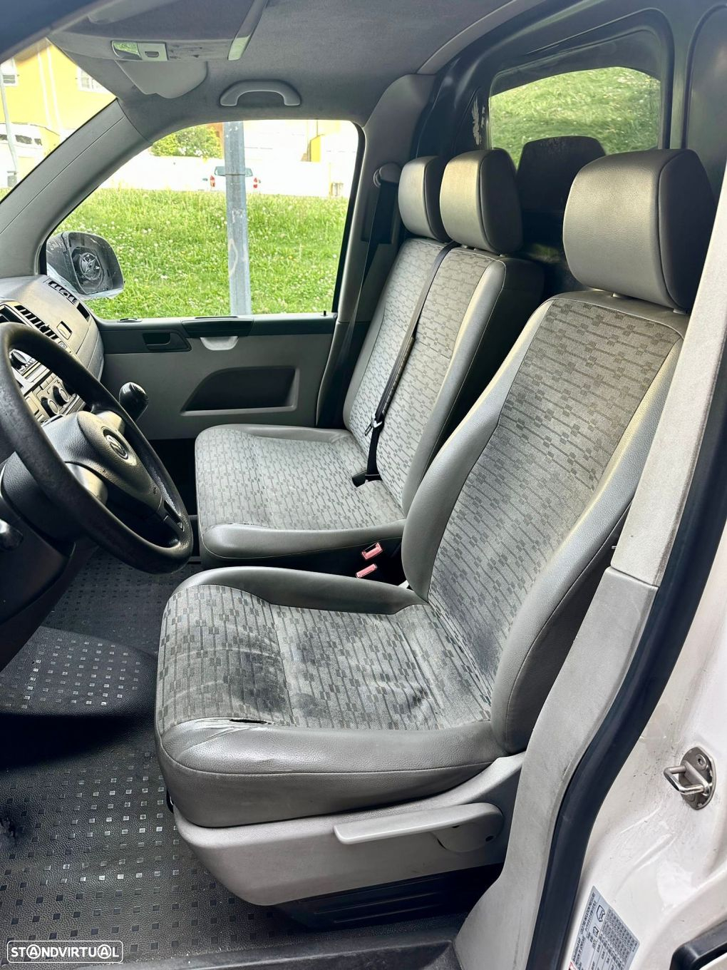 VW Transporter 2.0 TDi 102 CD L.Extra - 9