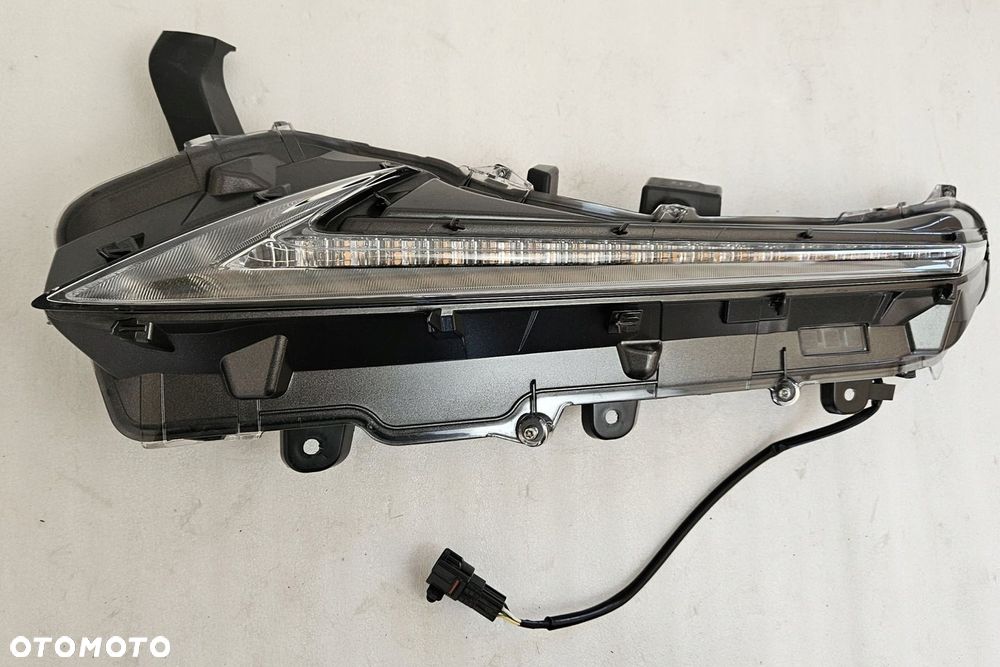 HALOGEN LEWY PRZÓD DRL LED 4 PIN LEXUS NX I 2014-2021 DYNAMICZNY - 3