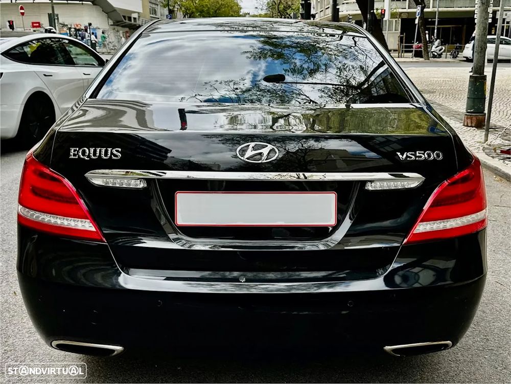 Hyundai Genesis Coupe 3.8 V6 Auto - 3