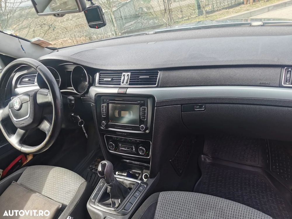 Skoda Superb 2.0 TDI Ambition - 7