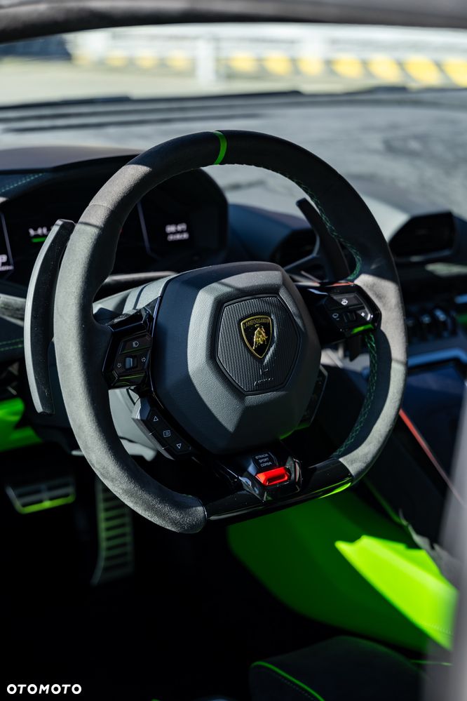 Lamborghini Huracan - 31