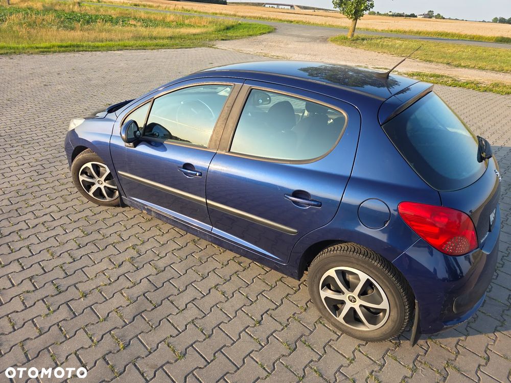 Peugeot 207 1.4 16V Presence - 5
