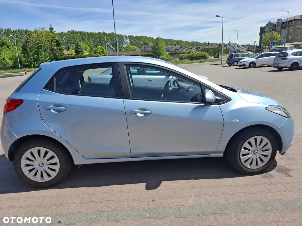 Mazda 2 - 1