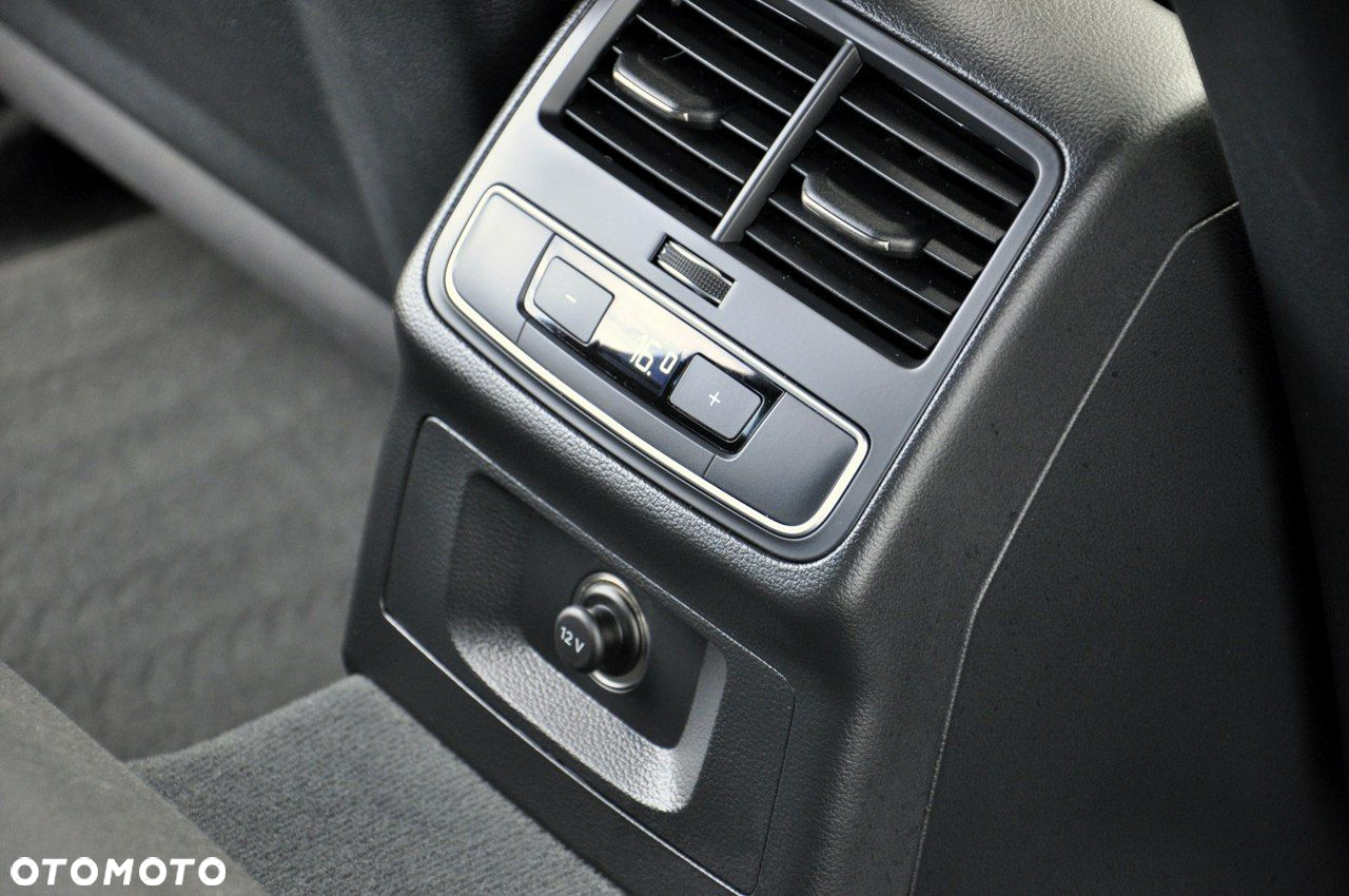 Audi A4 Avant 3.0 TDI S tronic design - 8