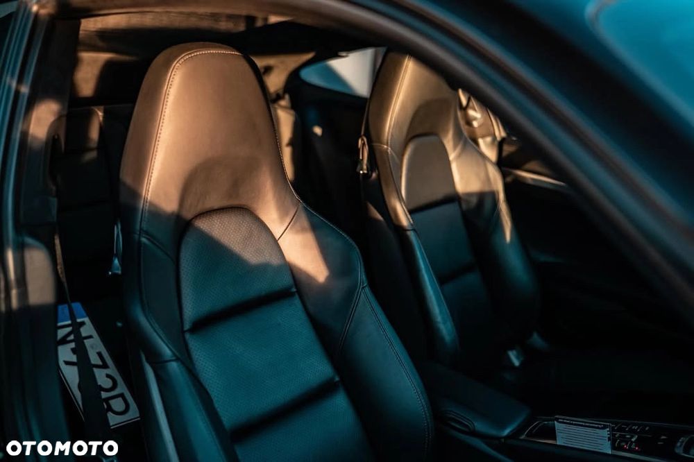 Porsche 911 Turbo - 14