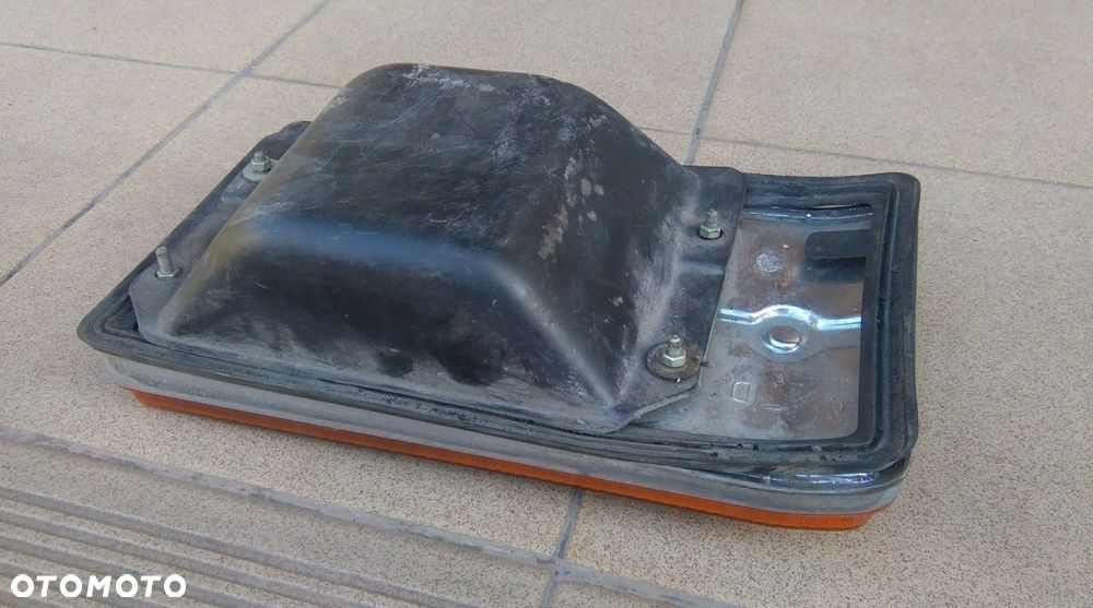 FIAT 125P LAMPA TYŁ TYLNA PRAWA ORG - 5