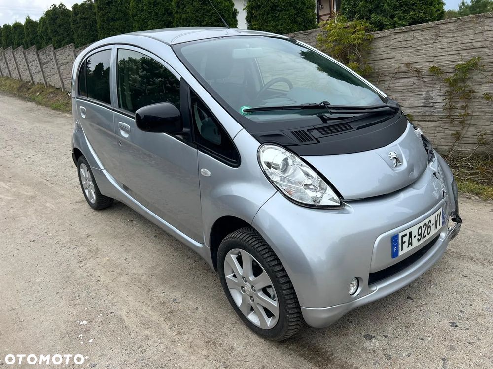 Peugeot iOn