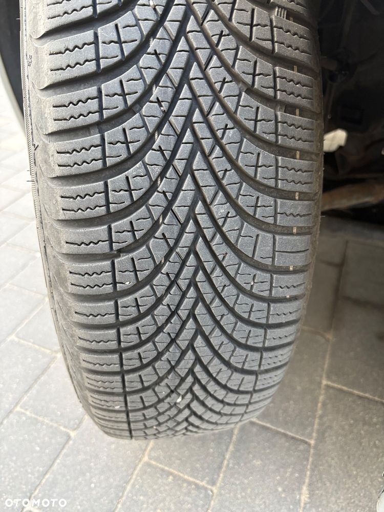 Peugeot 207 1.4 16V Trendy - 14