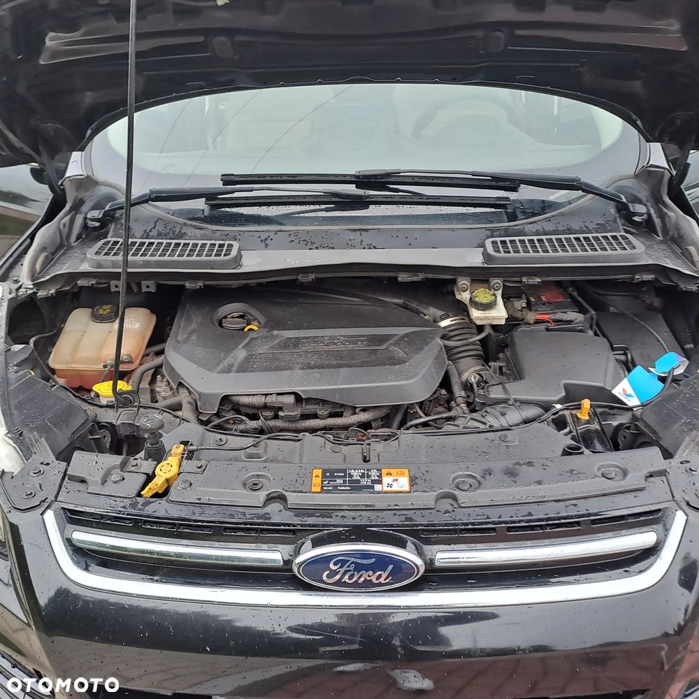 Ford Kuga - 10