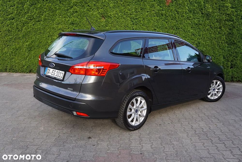 Ford Focus - 8