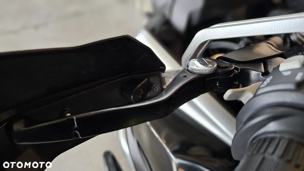 QJMOTOR SRT 600SX - 17