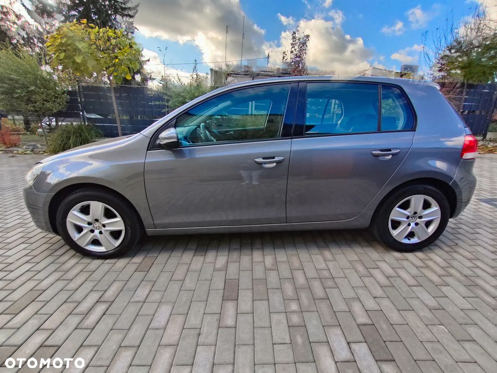 Volkswagen Golf ver-1-6-tdi-scr-comfortline - 5