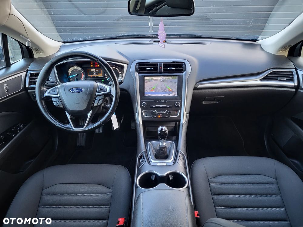 Ford Mondeo 1.5 EcoBoost Trend - 22