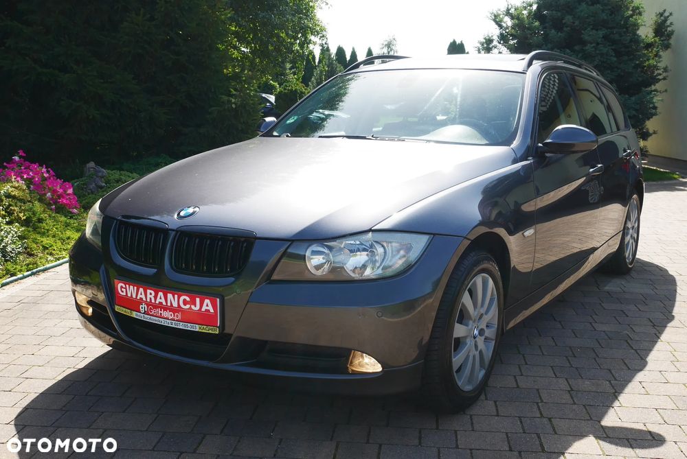 BMW Seria 3 318i - 5