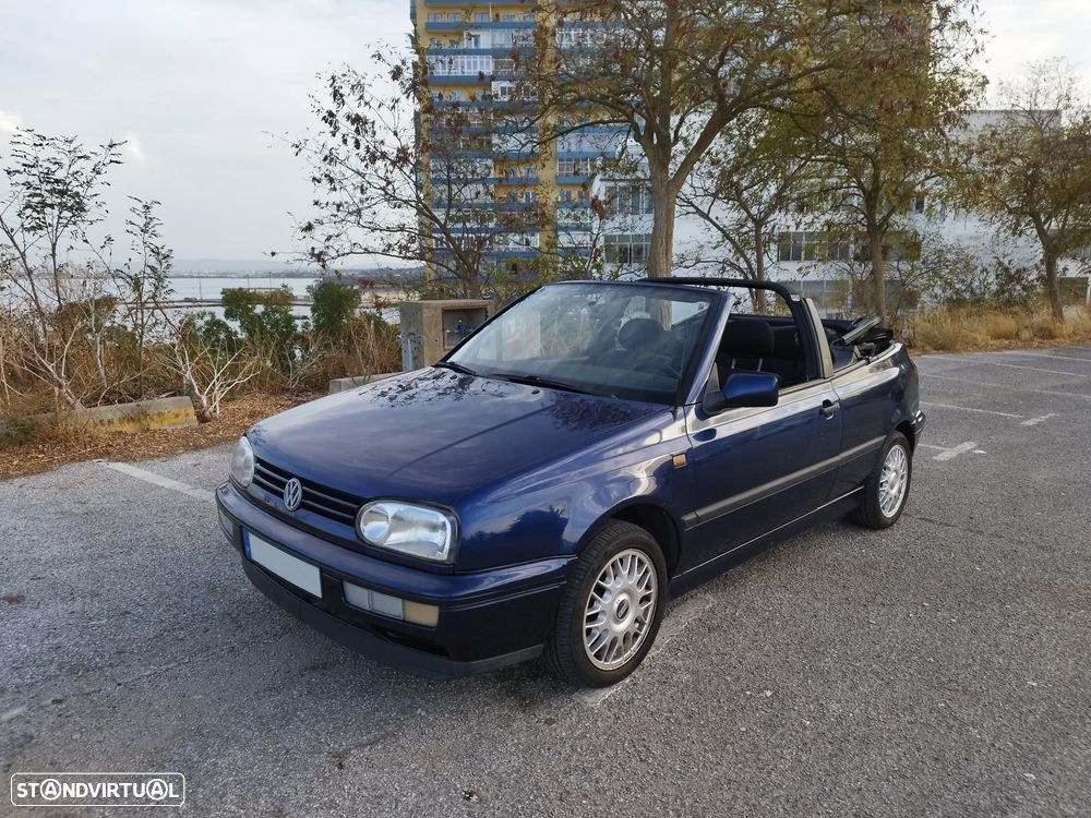 VW Golf Cabriolet - 1