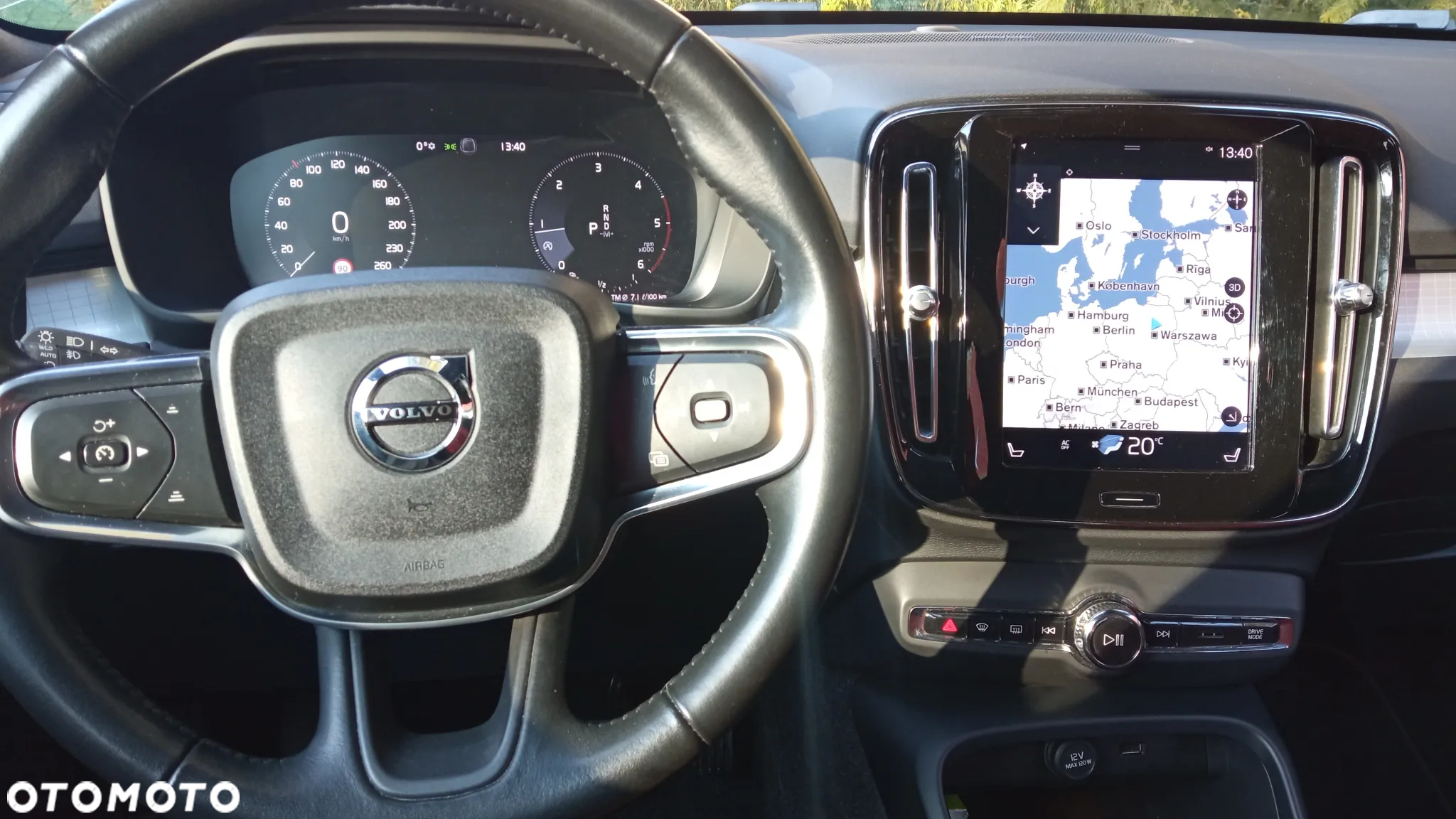 Volvo XC 40 D3 AWD Momentum Pro - 9