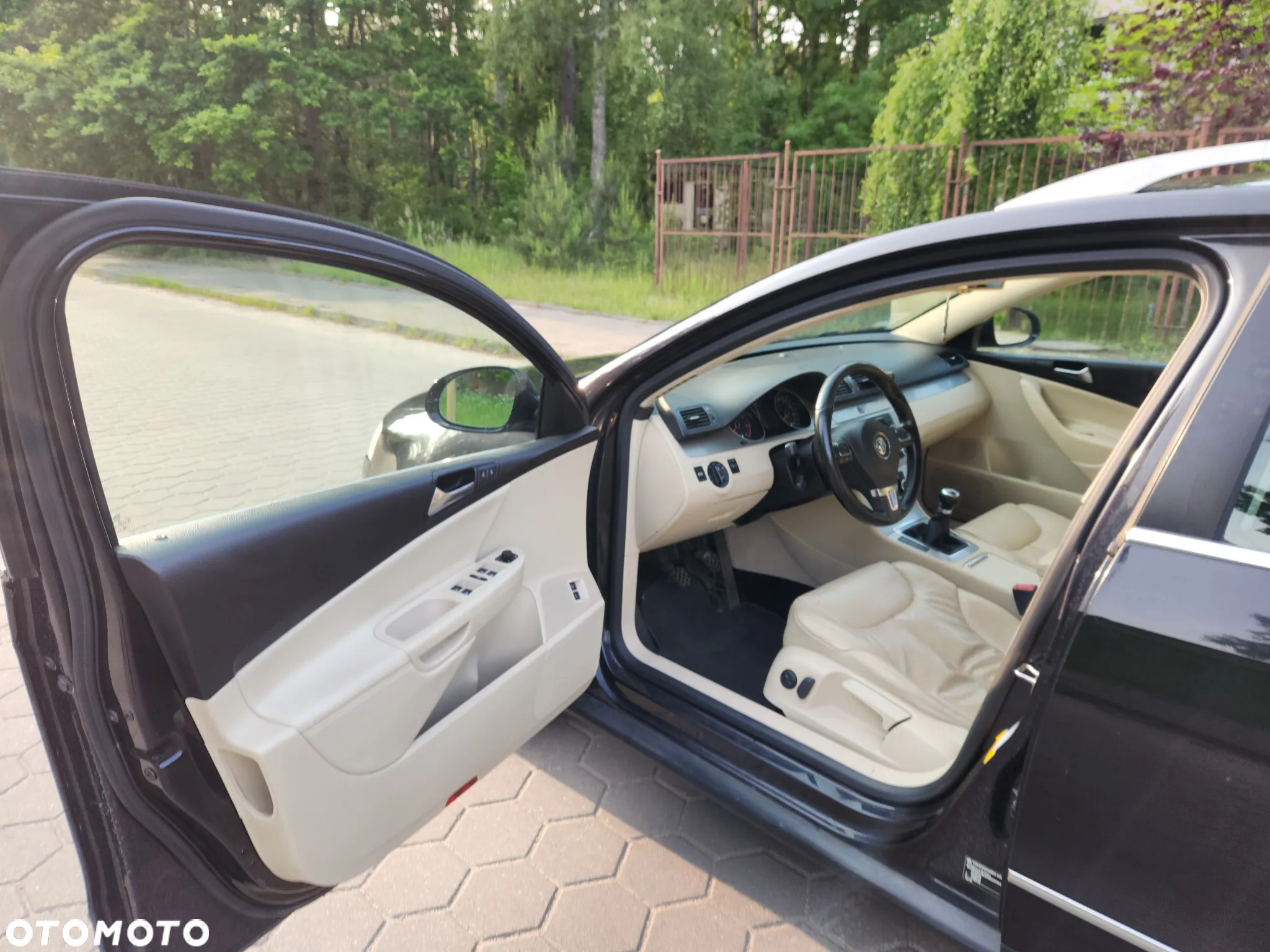 Volkswagen Passat 1.8 TSI Comfortline - 10