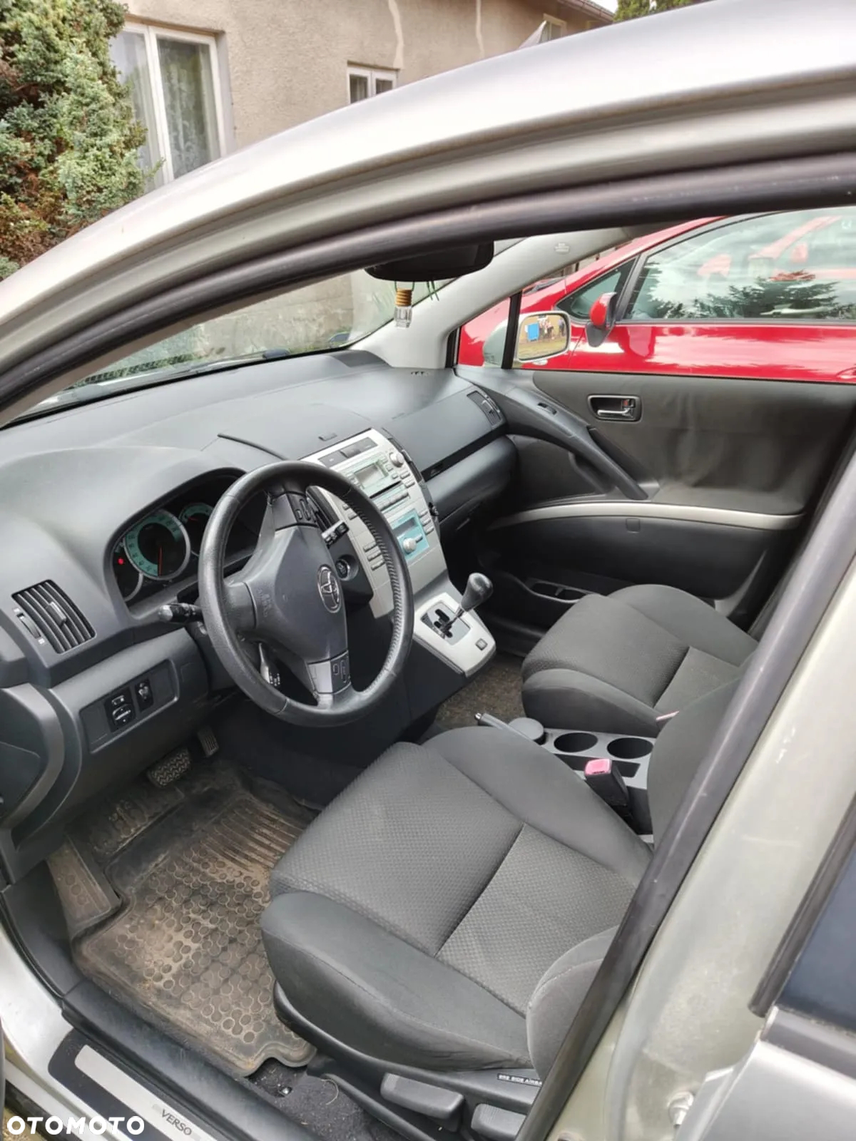 Toyota Corolla Verso 1.8 Prestige 7os MM - 8