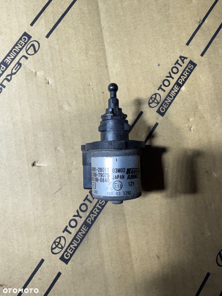 Silniczek regulacji lampy Lexus RX450h 09-12r. Nr. 85661-28011. - 1
