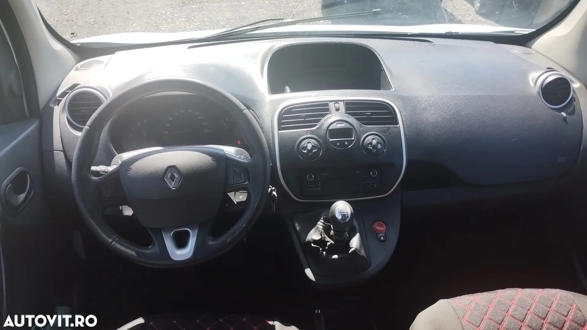 Renault Kangoo ENERGY dCi 110 FAP Start & Stop Grand - 9