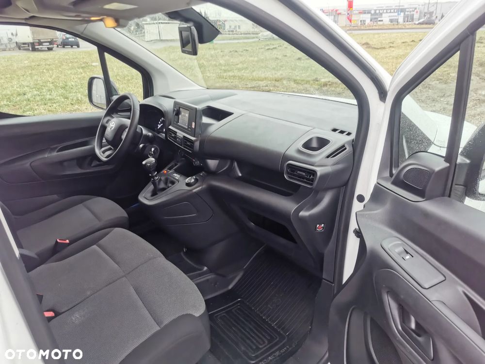 Toyota PROACE CITY - 15