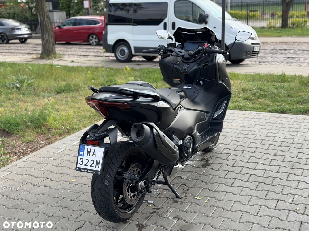 Yamaha Tmax - 7