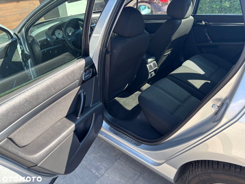 Peugeot 407 2.0 Premium - 33