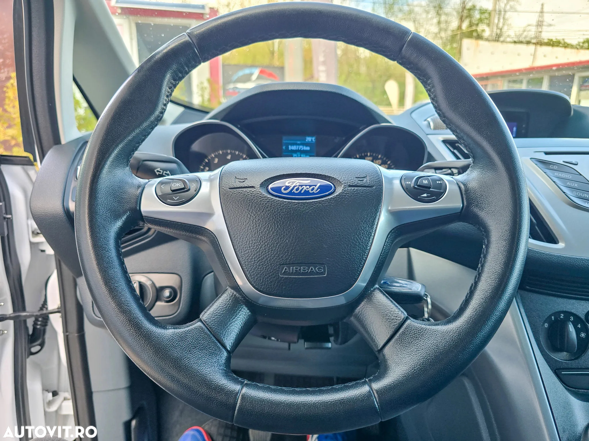 Ford Grand C-Max - 16