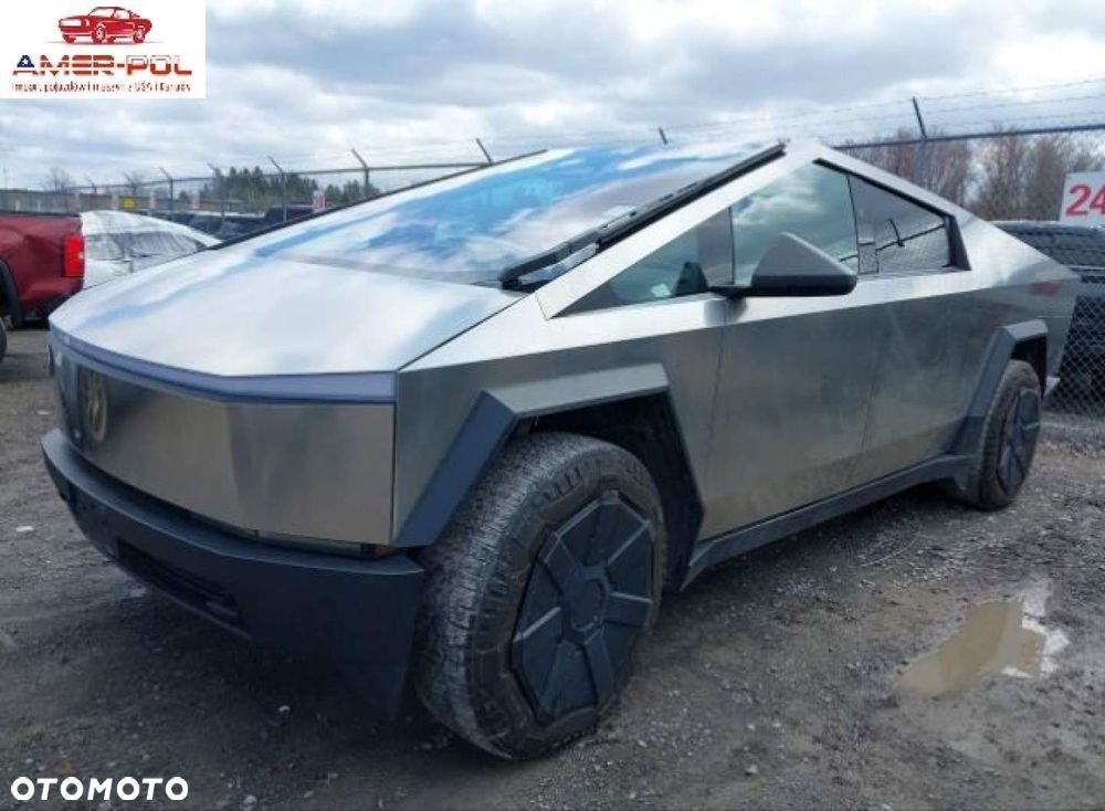 Tesla Cybertruck - 1