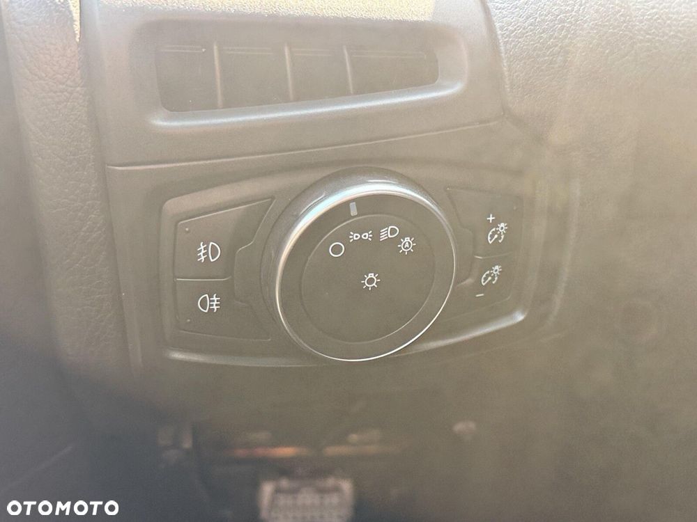 Ford Focus - 26