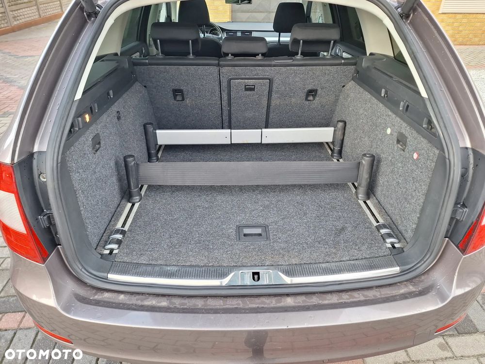 Skoda Superb 1.8 TSI Active - 26