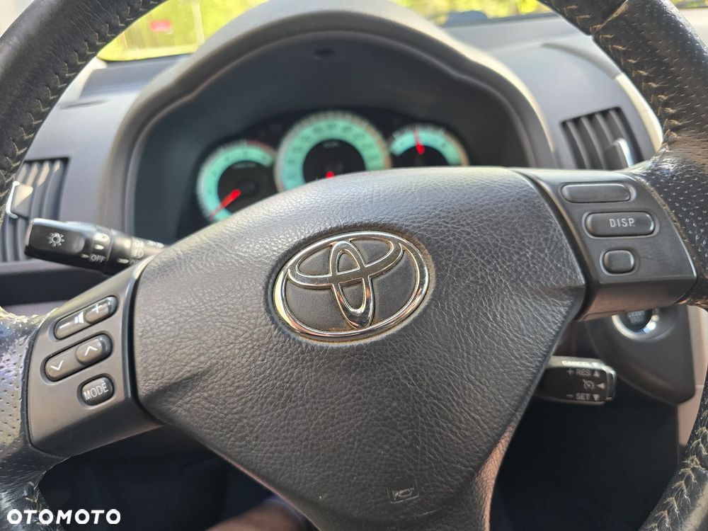 Toyota Previa - 25