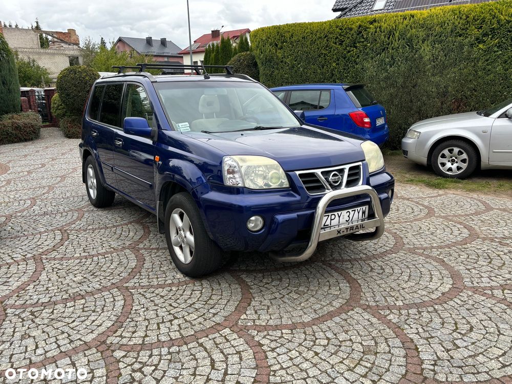 Nissan X-Trail 2.0 4x2 Comfort - 2