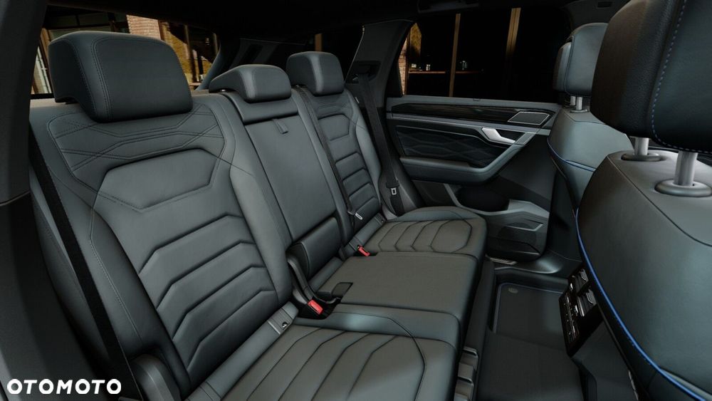 Volkswagen Touareg - 13