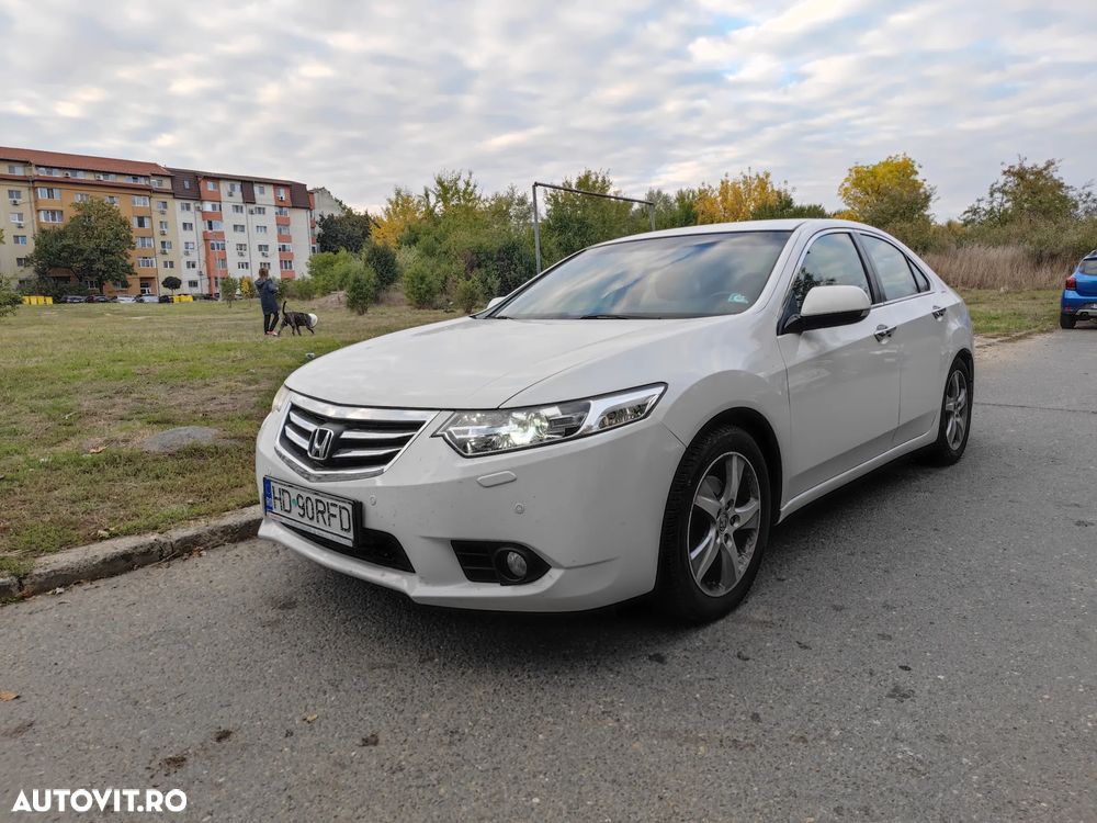 Honda Accord 2.2 i-DTEC MT Lifestyle - 4