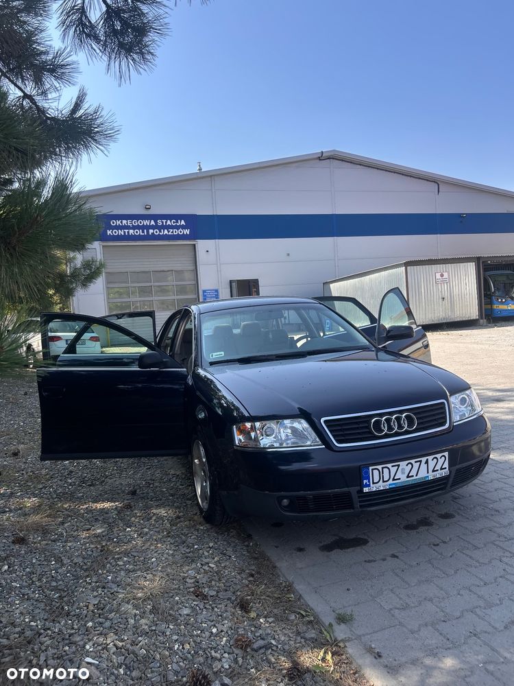 Audi A6 Limousine 2.4 - 3