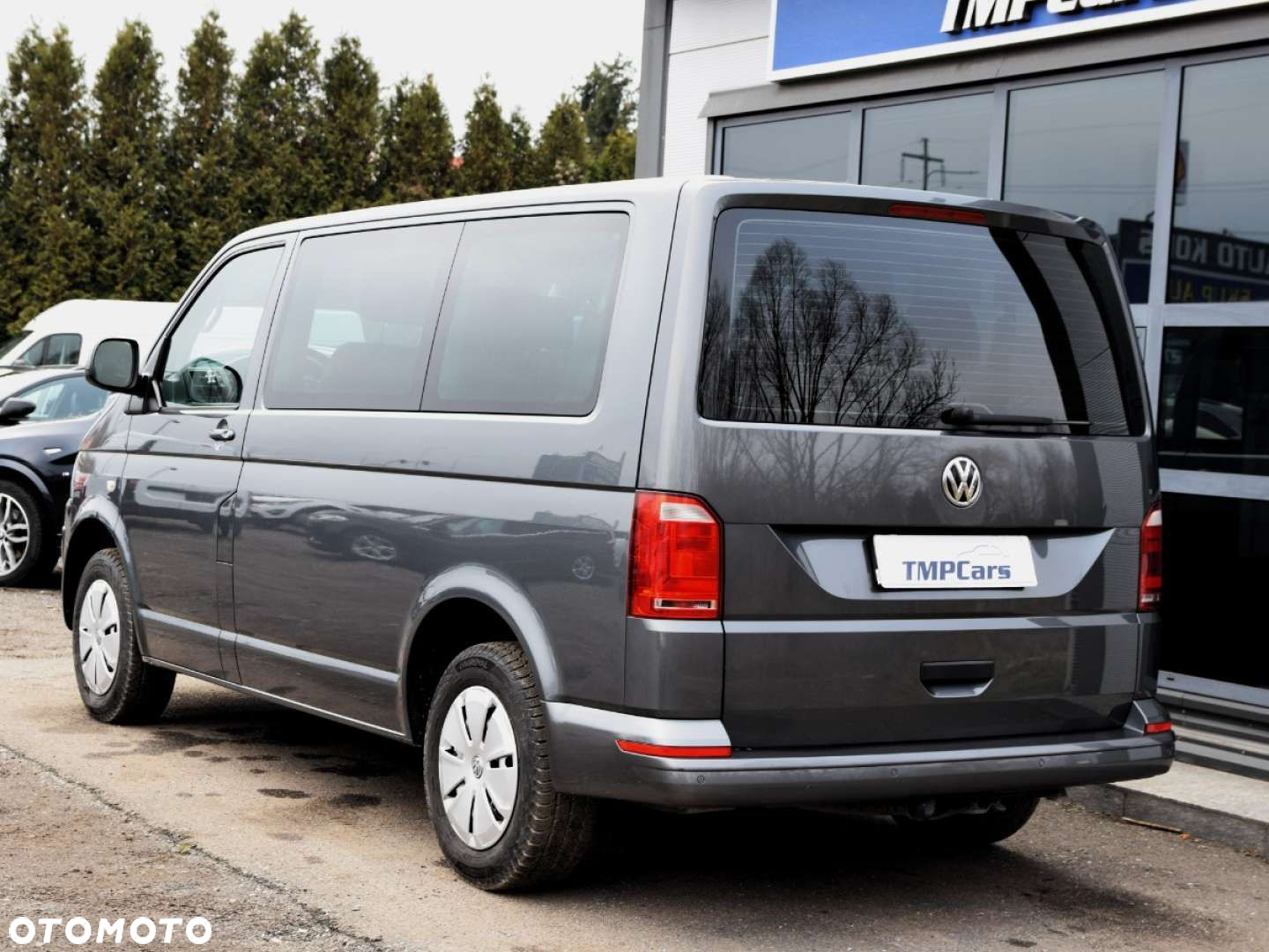 Volkswagen Caravelle - 24