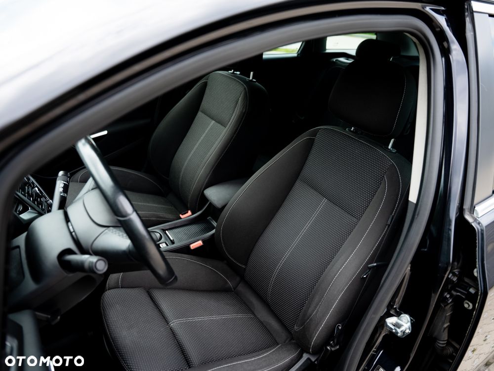 Opel Astra 1.4 T Cosmo - 12