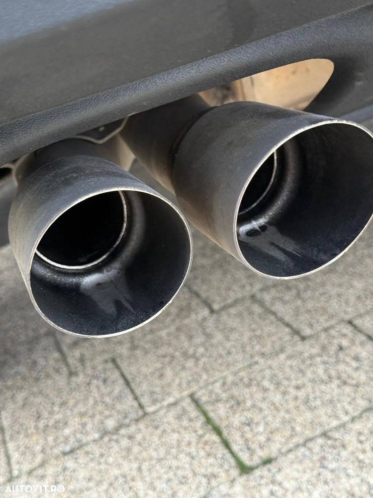 Volkswagen Tiguan 2.0 TDI DPF BlueMotion Technology Cup Sport & Style - 21