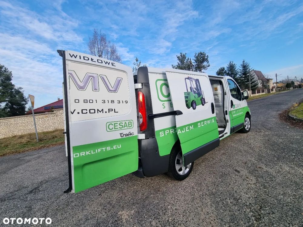 Renault Trafic - 16