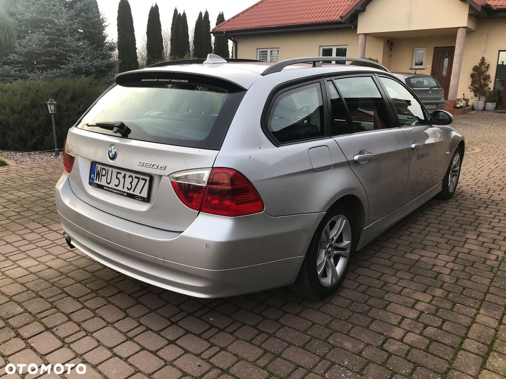 BMW Seria 3 320d - 3