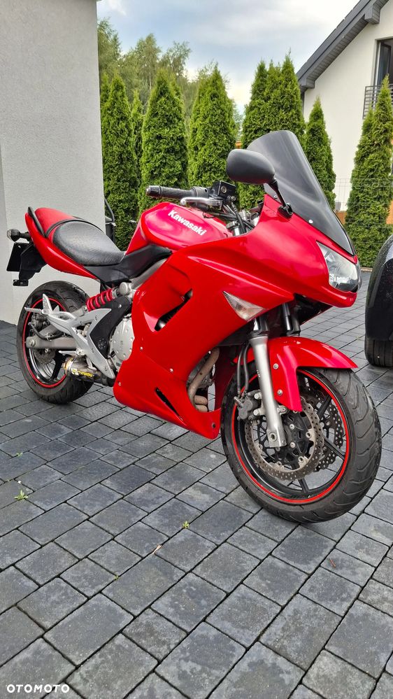 Kawasaki ER - 21