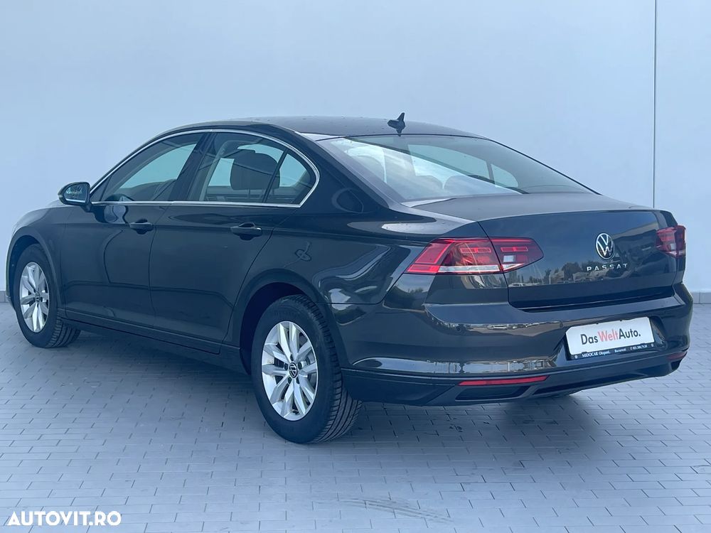 Volkswagen Passat 2.0 TDI DSG Comfortline - 7