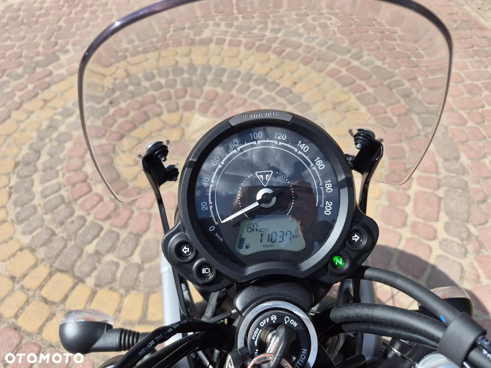 Triumph Scrambler - 20