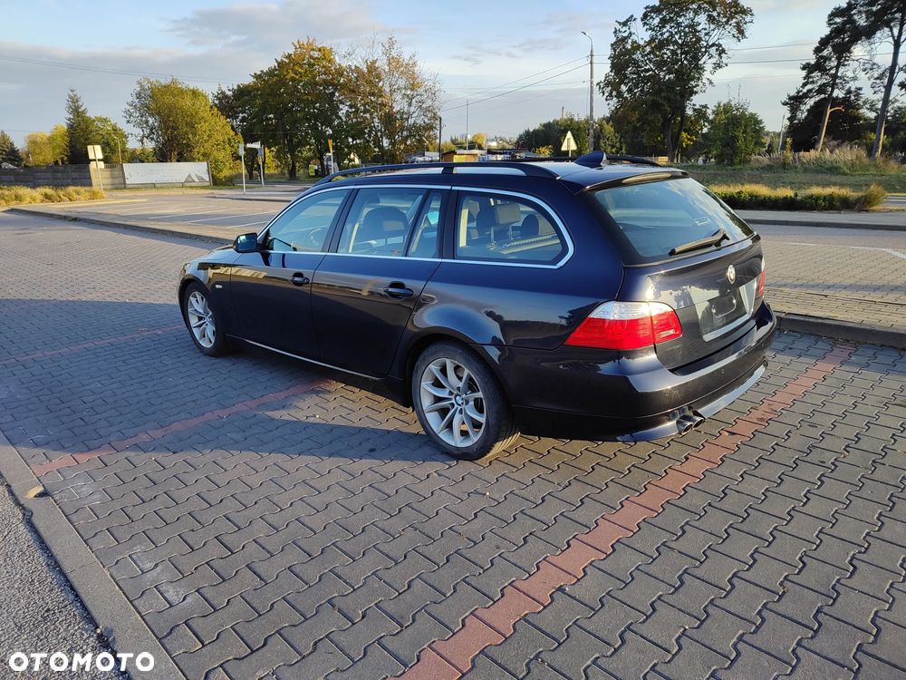 BMW Seria 5 530d Touring - 6