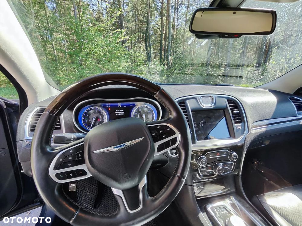 Chrysler 300C - 15