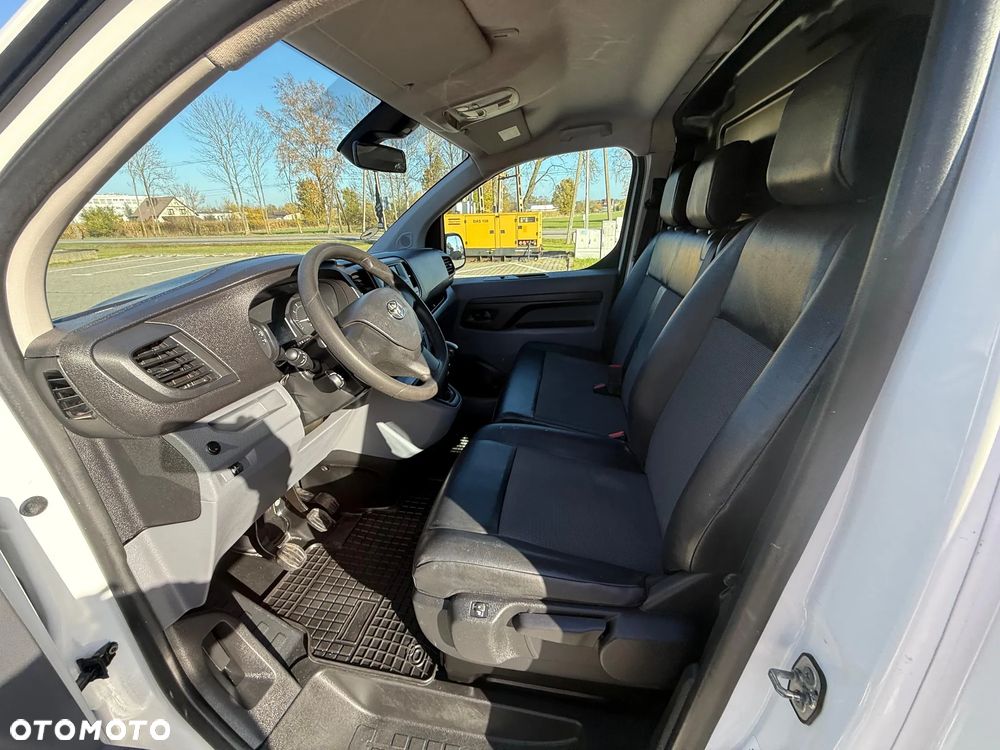 Toyota PROACE - 32